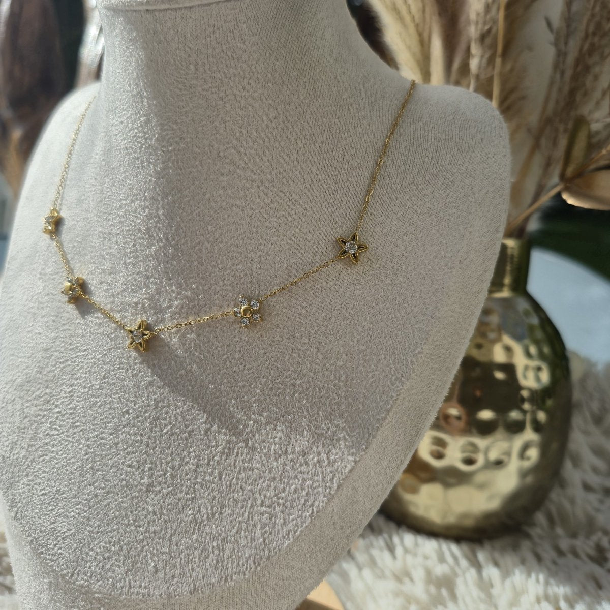 Collier Flora